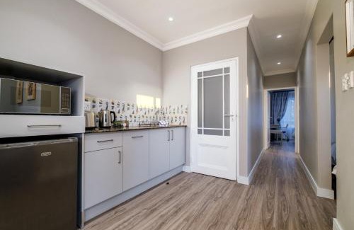 Randpark House | 49-on-Cherry