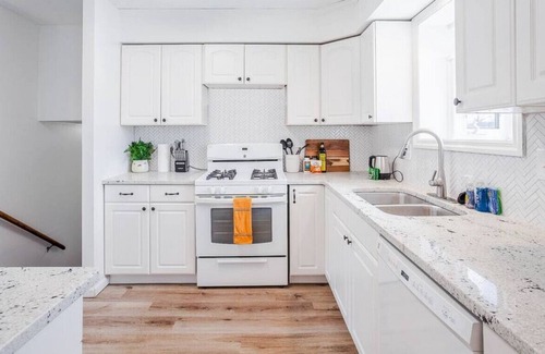 Lindenwald House | 4B House 10 min to West Chester, Liberty Hospitals, Spooky Nook