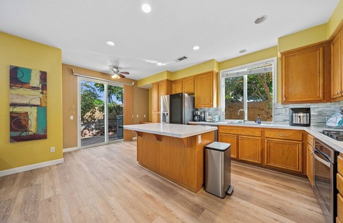 Fullerton House | 4bedrooms with 2 living rooms near Disneyland
