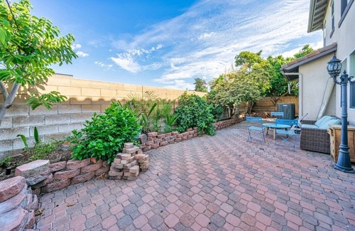 Fullerton House | 4bedrooms with 2 living rooms near Disneyland
