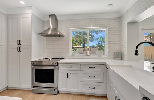 Delray Beach House | 4BR Coastal Luxury Oasis on the Golf Course with Pool and Putting Green!