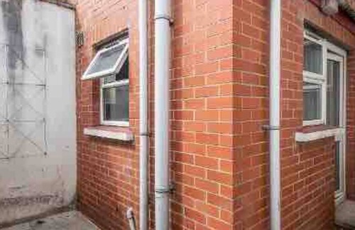 Belfast House | 4BR House Popular Ravenhill Road