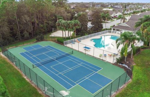 Four Corners House | 4br Themed Retreat W Pool & Resort Access