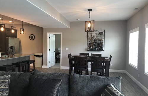 Camdenton House | 5 BED/3.5 BATH At Water's Edge, Super Dock, Ample Parking Space