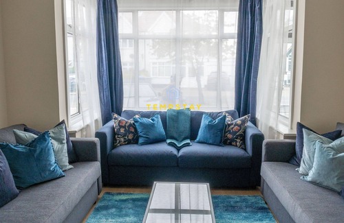 Wembley Central House | 5 BED/4 BATH @ WEMBLEY STADIUM & FREE PARKING