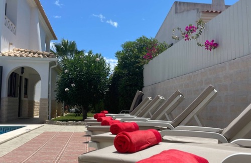 Olhos D'Agua Villa | 5 bed, all suite private pool , 5 min to beach