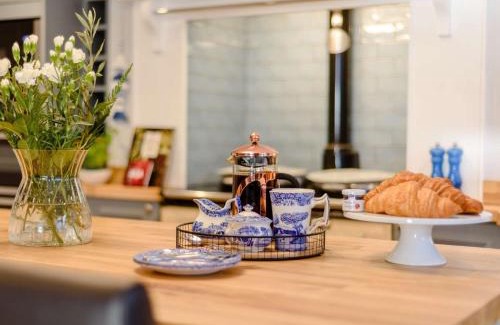 Appledore House | 5 Bed in Appledore 89620