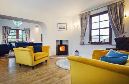 Halmonds Frome House | 5 Bed in Bishops Frome 75602