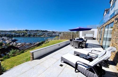 Polruan House | 5 Bed in Polruan 77657