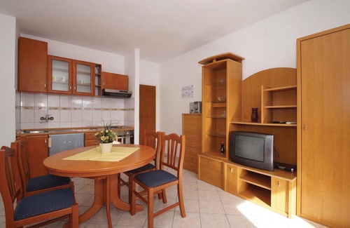 Brna House | 5 bedroom amazing home in Brna