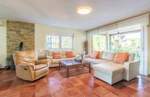 Pinos de Alhaurin House | 5 bedroom accommodation in Alhaurin de la Torre