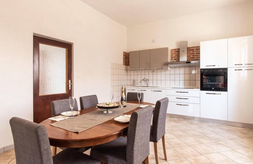 Sopot House | 5 bedroom gorgeous home in Podlug