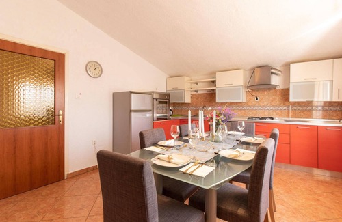 Sopot House | 5 bedroom gorgeous home in Podlug