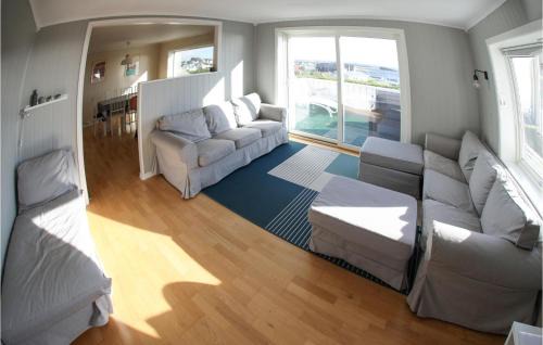 Vestbygd House | 5 Bedroom Nice Home In Borhaug