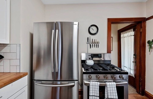 Bay View House | 5 Bedrooms I Pet Friendly I Sleeps 12