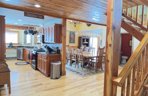 Gunnison - Crested Butte Cabin | 5 BR/3.5 BATH Gunnison Valley Home on the River between 2 ski areas, 4 wheeling