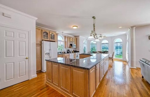 Twin Oaks House | 5 BR Lakefront Home w/Private Dock, Kayaks, Gameroom, 2 Firepits, Baby Gear