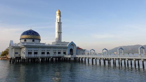Pangkor Island Apartment | 5 Lot 10 Pangkor Leisure Beach Studio