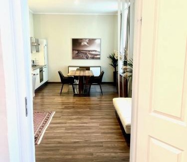 Baden Apartment | 5 Luxus Appartements mit grossem Salon in der Wienerwald Residenz