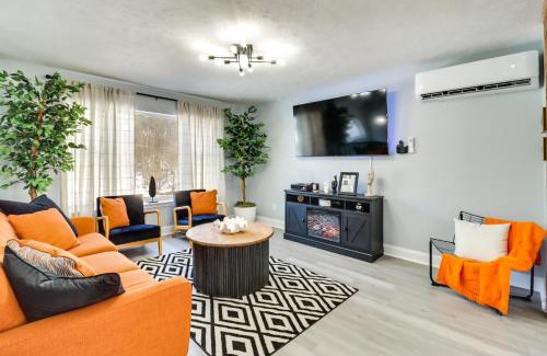 Long Pond House | 5 Mi to Lake Naomi Home with Hot Tub and Fire Pit