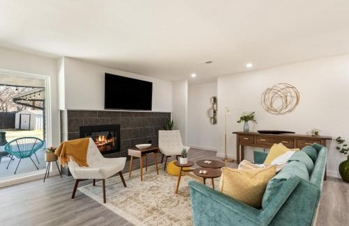 University Hills House | 5 Mi to UT Home with Outdoor Entertainment Area!