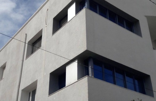 Cite El Khadra House | 5 min from airport, near metro, Olympic-size swimming pool, fitness trail.
