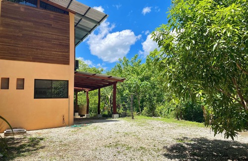 Avellanas Beach House | 5 min to the beach! Pure nature and safe - House in Guanacaste