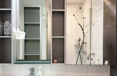 Yeoksam Apartment | 5-Min Walk from Gangnam Station! Prime Location, Perfect Comfort