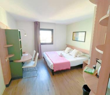 Pantin Apartment | 5 minutes du Parc de la Villette - Charmant studio