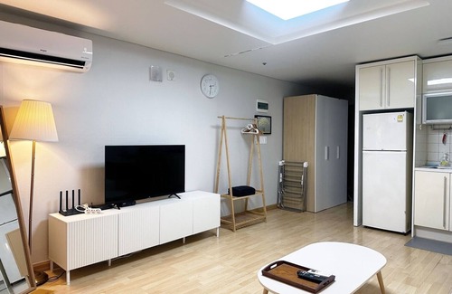 Yeoksam Apartment | 5 Minutes from Gangnam Station/A Cozy Healing Hideout in the Heart of the City