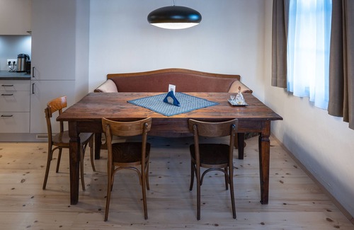 Lutzmannsburg Apartment | 5 minutes from the Sonnentherme - family apartment - pet-friendly!