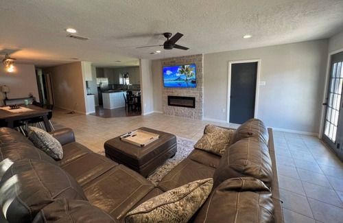 Myra House | 5 minutes from winery! Spacious home with pool & hot tub!