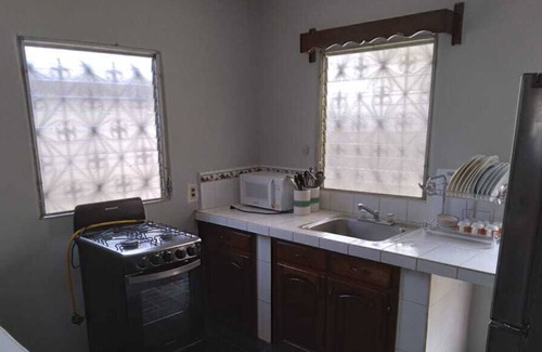 Tela House | 5 minutes walking distance to the beach