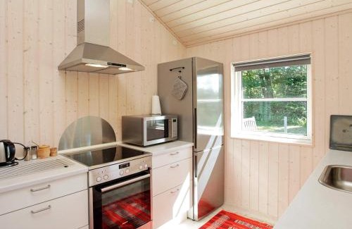 Marielyst House | 5 person holiday home in Væggerløse