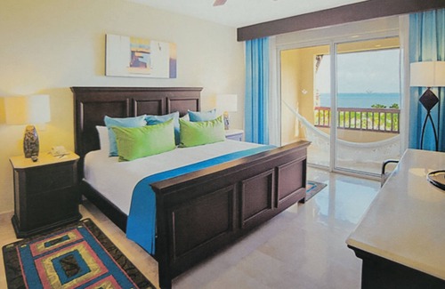 Punta Sam Resort | 5-Star Cancun Mexico seaside resort away from the hotel zone hustle and bustle.