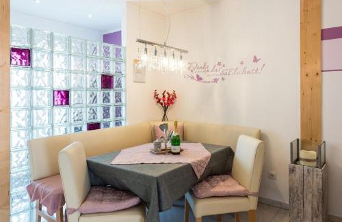 Arnbruck Apartment | 5 Sterne Ferienwohnung Mit 2 Schlafzimmer, 2 Bäder, Badewanne Und Eigener Infrarotsauna