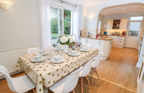 Sandown Cottage | 5 The Mall