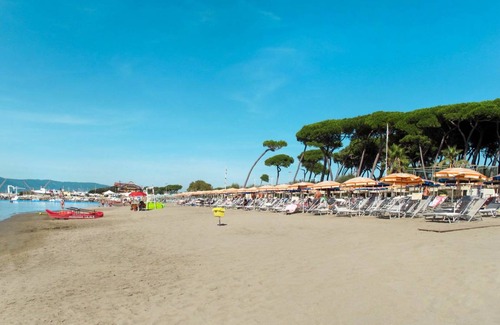 Marina di Massa Other | 50 m² Accommodation ∙ 2 bedrooms ∙ 6 guests