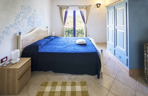Baja Sardinia Apartment | 50 m² Apartment ∙ 1 bedroom ∙ 4 guests