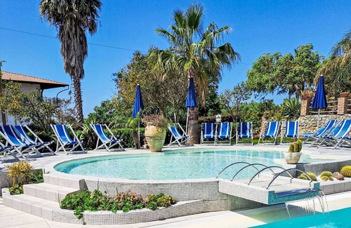 Ricadi Apartment | 50 m² Apartment ∙ 2 bedrooms ∙ 5 guests