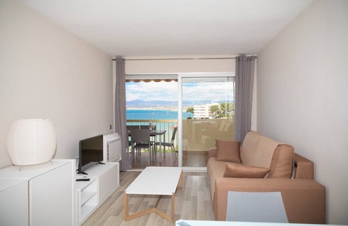 Salou City Centre Apartment | 50 m² Apartment ∙ 2 bedrooms ∙ 6 guests