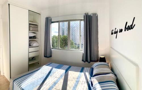 Bigorrilho Apartment | 505 - Apartamento Lindo, amplo e decorado, mobiliario moderno, cozinha completa com utensílios , Excelente vista da cidade e localização privelegiada no bairro Bigorrilho proxímo de shopping e parques