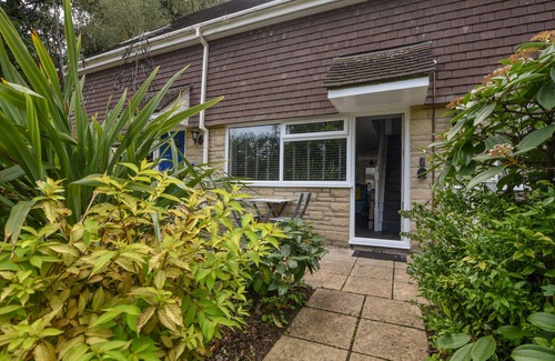 Bridport Cottage | 51 Fernhill Heights