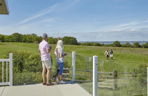 Cowes Other | 51 Oaklands thorness bay Parkdean holiday resort