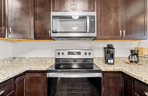 Biltmore Beach House | 5218 Beach Dr A