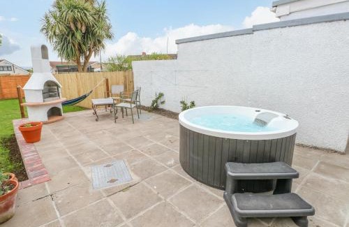 Burry Port House | 54 Pencoed Road