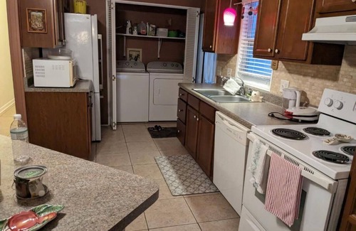 Horizon Village House | 55+Community 2 Bedroom with many amenities.