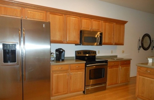 Lake Wales House | 55+ community, Sleeps 6-8, Minimum monthly rental, Pets Considered