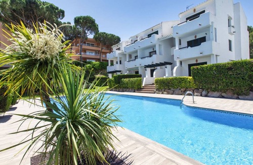 Pals Apartment | 55 m² Apartment ∙ 2 bedrooms ∙ 4 guests