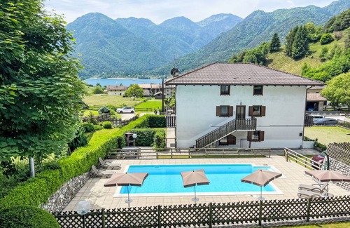Mezzolago Apartment | 55 m² Apartment ∙ 2 bedrooms ∙ 5 guests